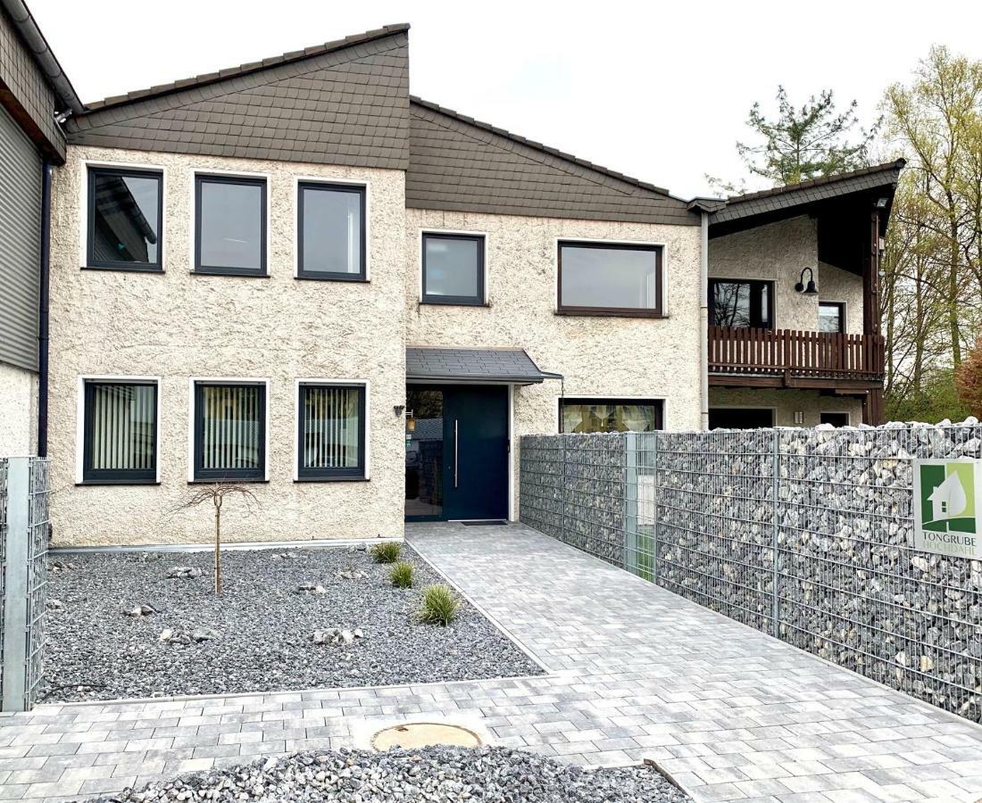 Besotel Erkrath- Schicke Fewo Oder Apartments Zentral Naehe Bahnhof Und Autobahn Im Neandertal Mit Glasfaser Wlan Und Freies Parken Kültér fotó